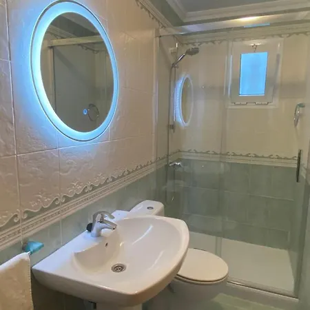 El Barco Apartment *